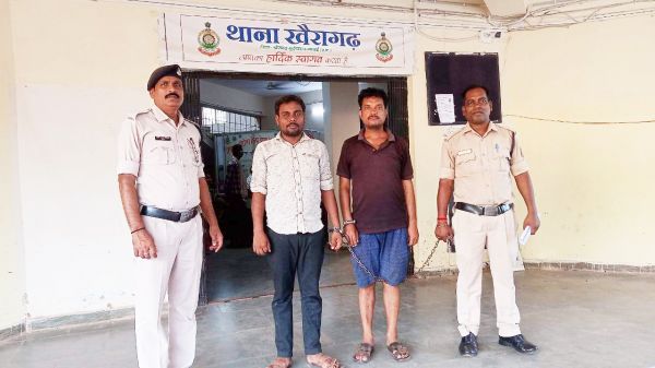 सट्टा खिलाने वाले दो आरोपी पकड़ाए