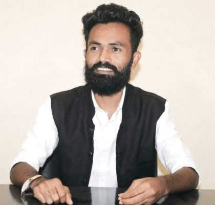 आंगनबाड़ी की जमीन पर कांग्रेसी पार्षद का तन रहा आशियाना - गागड़ा