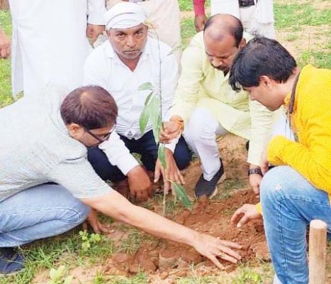 एक पौधा श्री राम के नाम कार्यक्रम का शुभारंभ