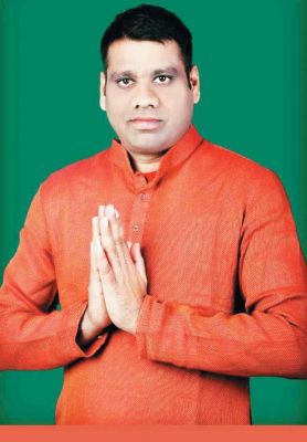 रोका- छेका अभियान फेल सडक़ों पर मवेशियों का जमावड़ा-खूबचंद