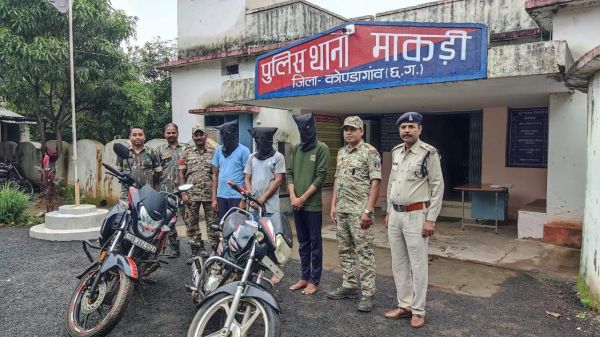बाइक चोरी, फरार 3 आरोपी ओडिशा से गिरफ्तार