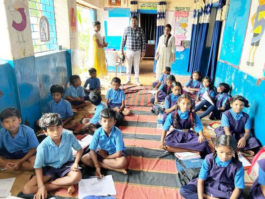 स्कूलों का निरीक्षण