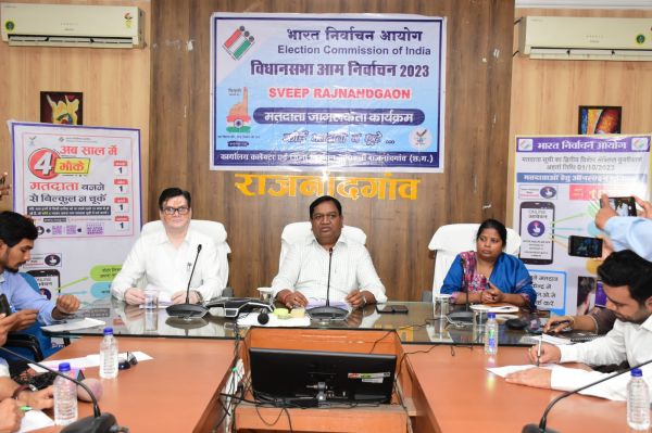 नांदगांव में आधा दर्जन नए मतदान केंद्र