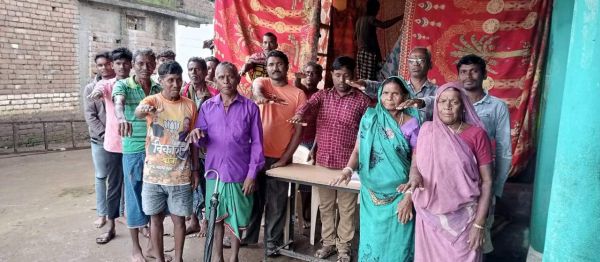 जागरूक मतदाता बनने ग्रामीणों ने ली शपथ 