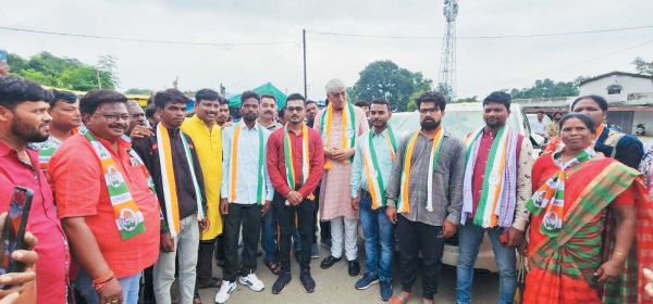 डिप्टी सीएम टीएस सिंहदेव पहुंचे कुनकुरी, जोरदार स्वागत