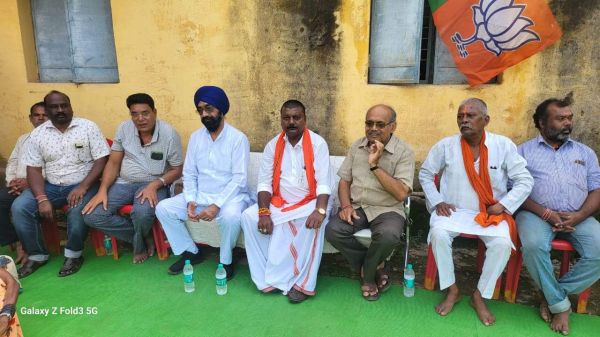 लाभार्थी सम्मेलन में मेश्राम ने योजनाओं की दी जानकारी