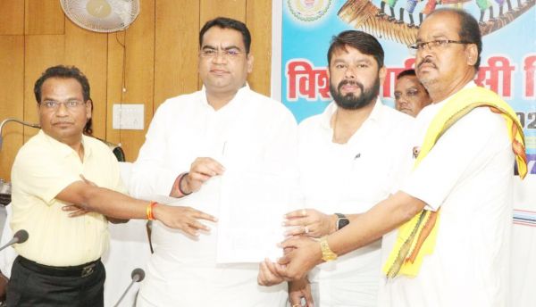 छत्तीसगढ़ की आदिवासी कला व संस्कृति का विश्व में खास महत्व 