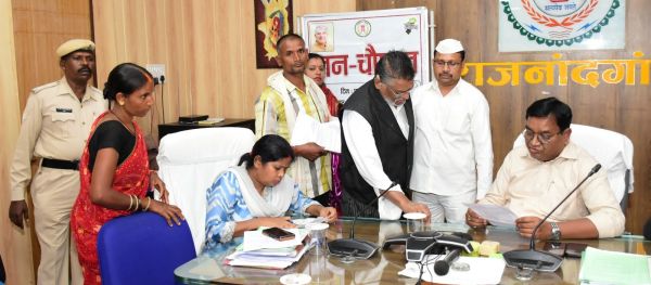 पशु औषधालय खोलने व  ट्रांसफार्मर लगाने की मांग
