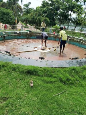 सीएमओ ने बंधातालाब गार्डन में चलाया सफाई अभियान