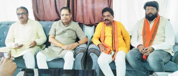 घोषणा पत्र बनाने भाजपा आम लोगों से ले रही सुझाव