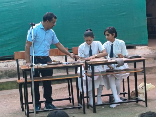 नवोदय विद्यालय में शनिवार बैगलेस शुरू