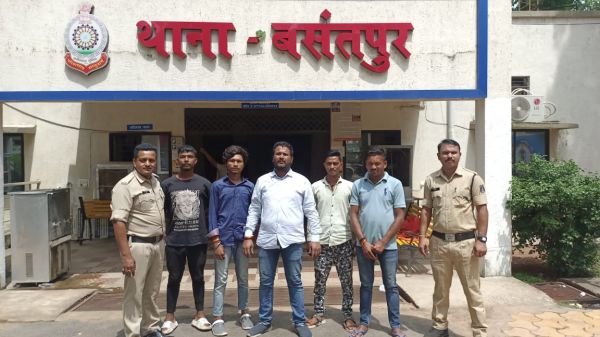 डॉक्टर से मारपीट का आरोपी भाजपा नेता साथियों संग गिरफ्तार