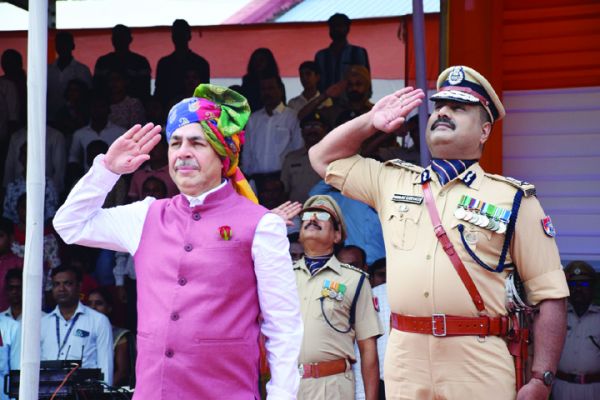  दक्षिण पूर्व मध्य रेलवे ने 77वां  स्वतंत्रता दिवस गरिमापूर्ण मनाया