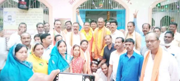 भाजपा प्रत्याशी इन्द्र कुमार चम्पारण, टीला-सेमरा पहुंचे 