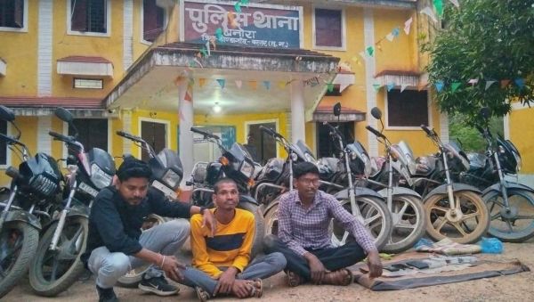3 जुआरी पकड़ाए