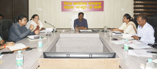जन शिकायतों का निराकरण सर्वोच्च प्राथमिकता से करें