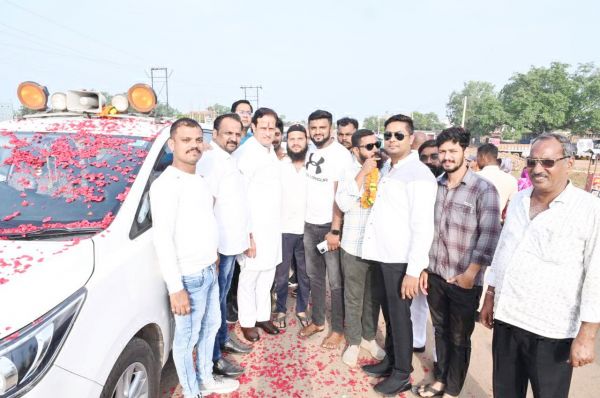 विकास उपाध्याय का एनएसयूआई ने किया स्वागत