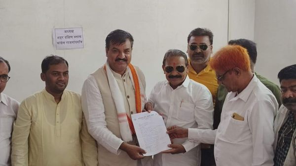 विधानसभा टिकट के लिए पूर्व महापौर डाकलिया ने दिया आवेदन