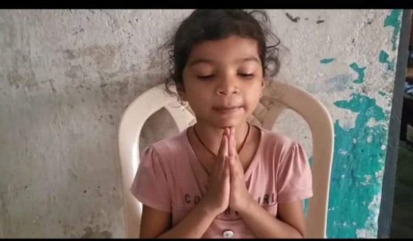 देखें VIDEO : अपहृत पिता को छोडऩे मासूम बेटी ने की नक्सलियों से अपील, वीडियो फैला