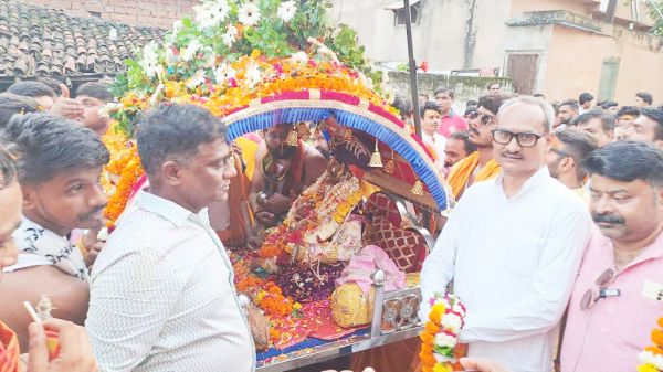 भगवान चंद्रमौलेश्वर की पालकी यात्रा, शाहिद के नेतृत्व में भव्य स्वागत