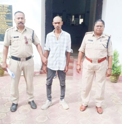 युवती से छेडख़ानी का आरोपी गिरफ्तार