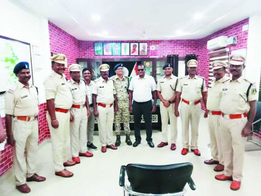 6 प्रधान आरक्षक को सहायक उपनिरीक्षक के पद पर किया पदोन्नत