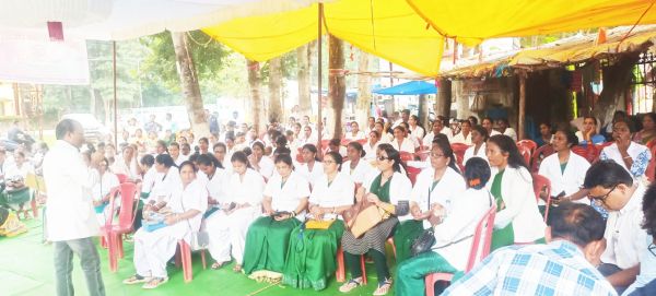 डॉक्टर्स और हेल्थ स्टाफ से दुर्व्यवहार, दोषियों पर एफआईआर और 24 घंटे में गिरफ्तारी की मांग को लेकर आंदोलन