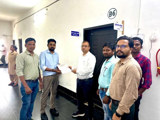 एक सप्ताह में गैर लिपिकों को हटाएं, अन्यथा आंदोलन