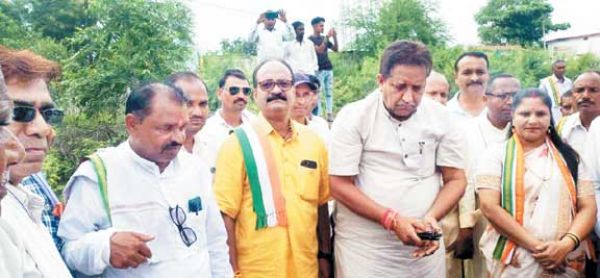 किसान ही हमारे भगवान और अन्नदाता-गिरीश