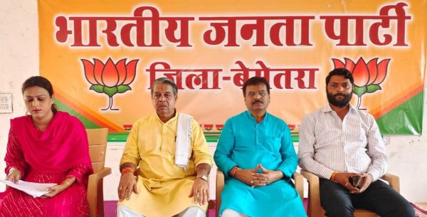 धान खरीदी पर प्रदेश सरकार बोल रही झूठ 