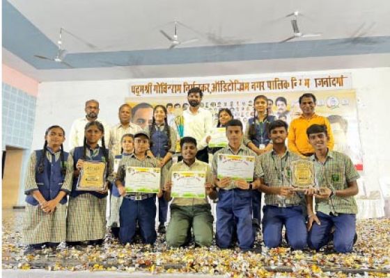 इंटर स्कूल प्रतियोगिता  अजीज पब्लिक स्कूल के  छात्रों ने मारी बाजी