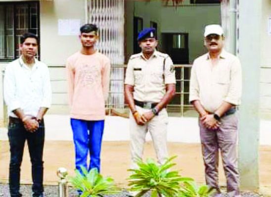 नाबालिग का अपहरण, आरोपी बंदी