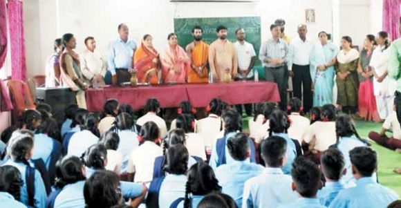 भारती विद्यालय में मनी करपात्री जयंती