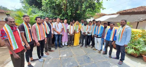 भाजपाईयों ने थामा कांग्रेस का दामन  विधायक छन्नी की मौजूदगी में प्रवेश