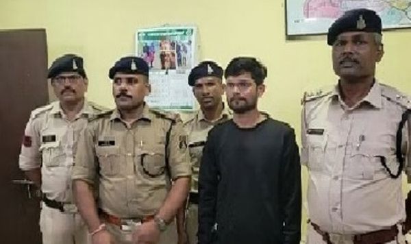 गला घोट कर हत्या की और झूठा सुसाइड नोट छोड़ ड्यूटी पर चला गया