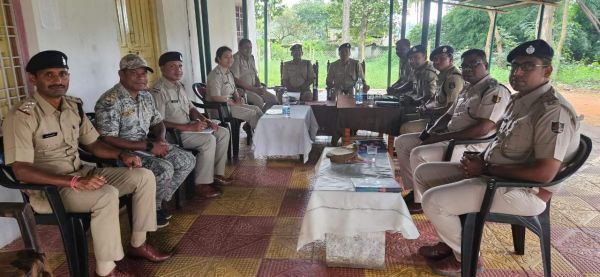 अपराधों की रोकथाम व सुरक्षा व्यवस्था पर चर्चा 