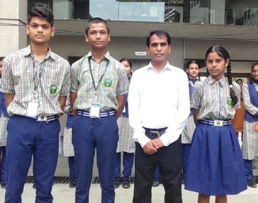 अजीज स्कूल के छात्रों का कुराश में चयन
