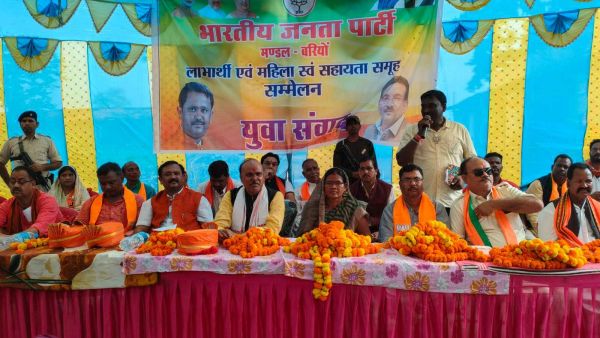 भाजपा लाभार्थी व महिला स्व सहायता समूह सम्मेलन