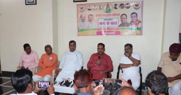 सभी क्षेत्रों में कांग्रेस के खिलाफ चल रही लहर- अमर अग्रवाल