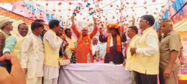 यादव समाज भवन का लोकार्पण, पदाधिकारियों ने ली शपथ