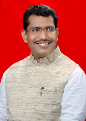 बिजली कटौती पर भाजपा प्रत्याशी ने सरकार और विधायक को लिया आड़े हाथ