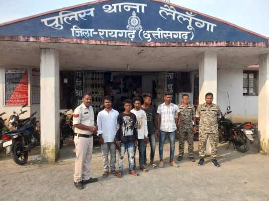 छेडख़ानी मामले में चंद  घंटों के भीतर 5 गिरफ्तार