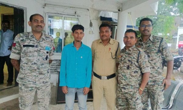 इंस्टाग्राम पर फेक आईडी बना युवती की फोटो-वीडियो फैलाया,  आरोपी सक्ती से बंदी