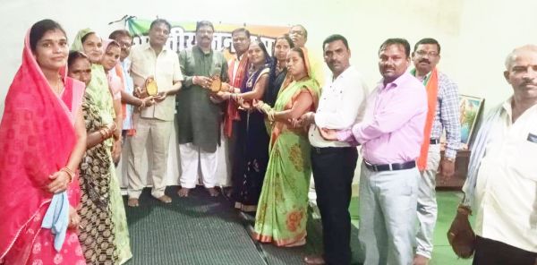 भाजपा मंडल मगरलोड कार्यसमिति बैठक कपालफोड़ी में