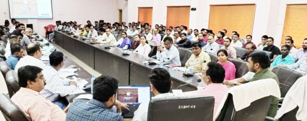 अंगूठे के निशान से धान खरीदने ऑपरेटरों को दिया प्रशिक्षण 