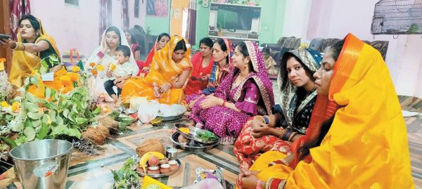 संतान की दीर्घायु के लिए माताओं ने रखा हलषष्ठी व्रत