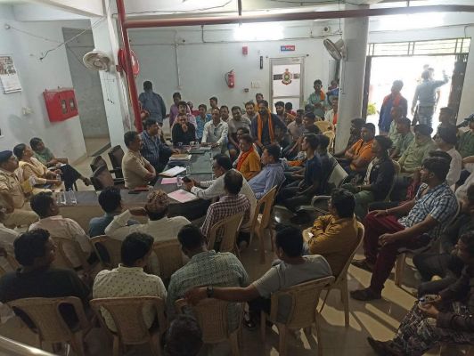 डोंगरगढ़ पुलिस ने ली शांति समिति की बैठक