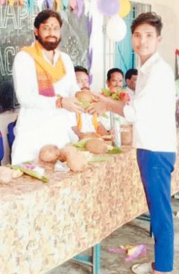 शिक्षक राष्ट्र निर्माण में रीढ़ की हड्डी है-जीवन मिश्रा