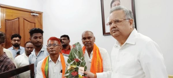 गाड़ा समाज के प्रतिनिधिमंडल ने पूर्व सीएम से की मुलाकात