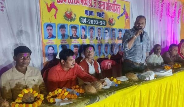 नारी के नृत्य प्रतियोगिता में सिलीडीह-तर्रागोंदी प्रथम